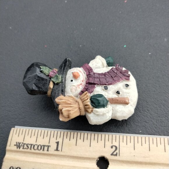 Snowman Pinback Pin Brooch Top Hat Broom Vintage Christmas Holiday Jewelry - Picture 2 of 3